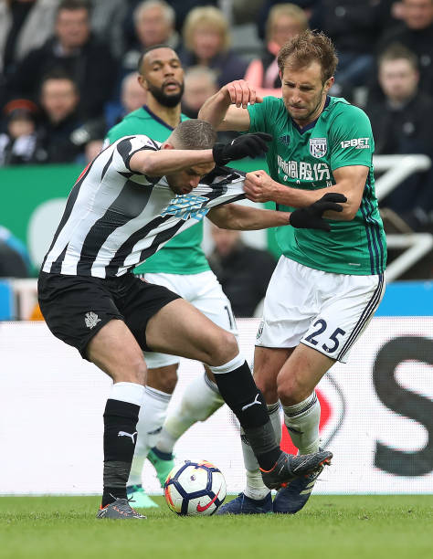 中场新星 中场新星